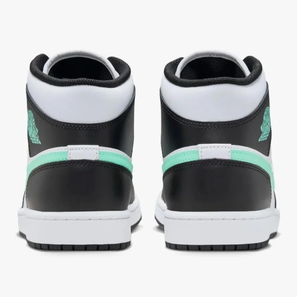 Air Jordan 1 Mid